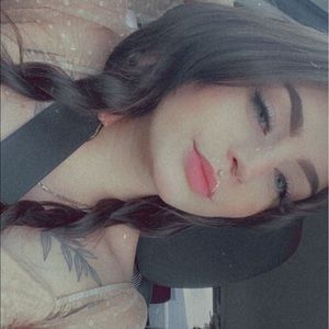 Meet your Posher, Sierra